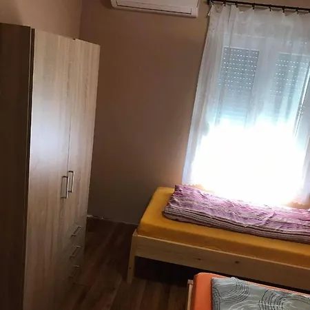 Tahiti Apartman Apartment Hajduszoboszlo