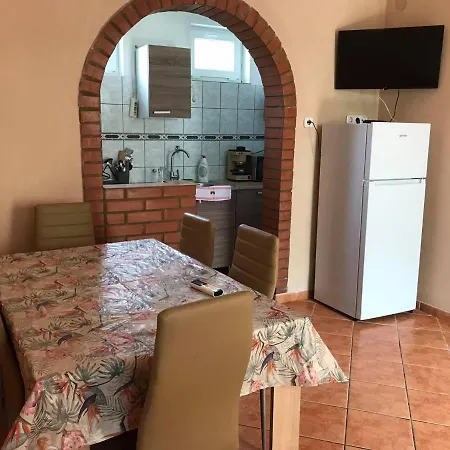 Tahiti Apartman Apartment Hajduszoboszlo