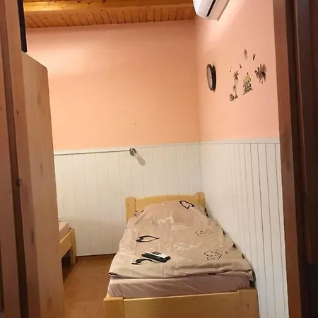 Tahiti Apartman * Hajduszoboszlo