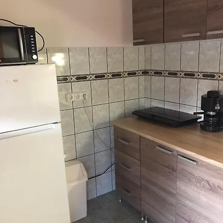 Apartment Tahiti Apartman Hajduszoboszlo