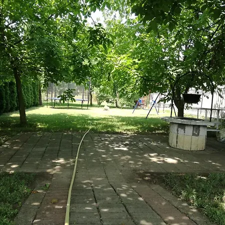 Tahiti Apartman * Hajduszoboszlo